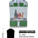 Scatola verde Natalizia in resina + Babbo Natale con luci effetto neve (20,5cmH)