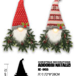 Fuoriporta Natalizio cappello da gnomo dimensioni 72x28cm con luce calda a LED alimentazione a 2 batterie (non incluse)