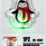 Adesivo Natalizio in gel a forma di pinguino con luce verde dimensioni 8,5x6,5cm