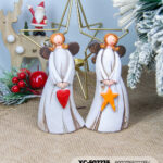 Coppia decorazioni Natalizie Angioletti bianchi in resina dipinti a mano dimensione 15x7cm