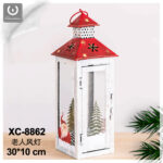 Addobbo decorativo Natalizio lanterna bianca e rossa in ferro con Babbo Natale dimensioni 30x10cm