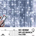 Tenda luminosa natalizia da 3 metri con 300 LED luce fredda alimentazione tramite usb e telecomando con 8 giochi luce
