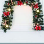 Arco 2 mt, in fibra ottica 108 punte luce Calda , aghi con punte bianche , bacche rosse ,pigne miste , rattan , 8 funzioni