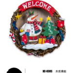 Pendente Natalizio in legno fatto a mano con scritta Welcome+Pupazzo di Neve da appendere fuori la porta dimensioni 24x24cm