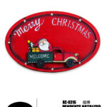 Pendente Natalizio in legno Babbo Natale da appendere fuori la porta dimensioni 25x15,5cm