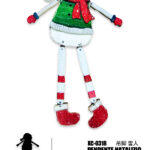 Pendente Natalizio in legno Pupazzo di Neve da appendere fuori la porta dimensioni 50x20cm