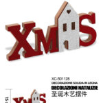Decorazione Natalizia in legno con scritta XMAS dimensioni 15x30cm