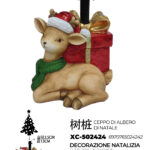 Base albero decorativa Natalizia a forma di renna in poliresina diametro 3,5 cm dimensioni 32,5x39,5cm