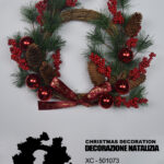 Ghirlanda natalizia decorazione con bacche rosse e palline dimensioni 25cm