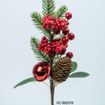 Ramo decorativo natalizio con bacche rosse e pigna dimensioni 30cm