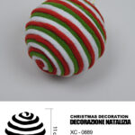Decorazione Natalizia a forma palla di lana bianca, rossa e verde adatta per appendere all'albero dimensioni altezza 11cmH
