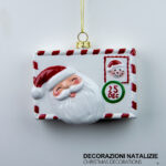 Pendente decorativo natalizio a forma di lettera Babbo Natale dimensioni 7cm