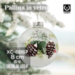 Pallina di Natale in vetro trasparente da 8cm con decorazioni bacche innevate