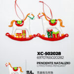 Set da 2 Pendenti natalizi a forma di cavalli a dondolo bianco dimensione: 11x0,95x11,4cm